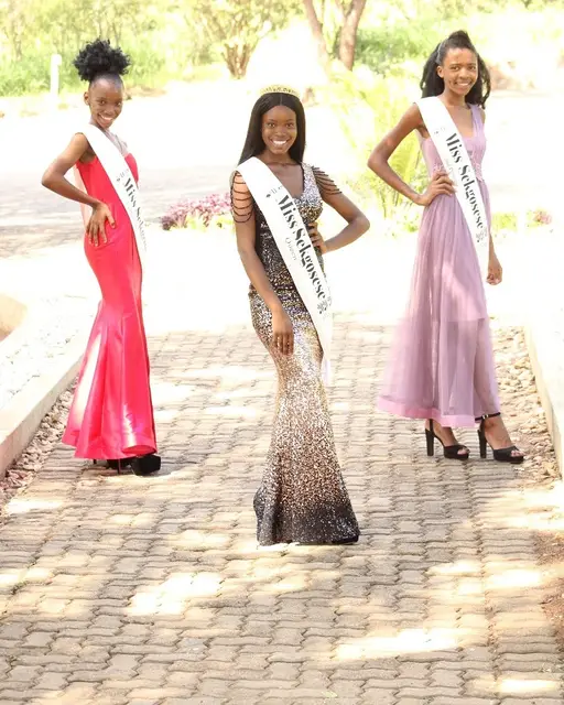 Three Miss Sekgosese title holders in evening gowns